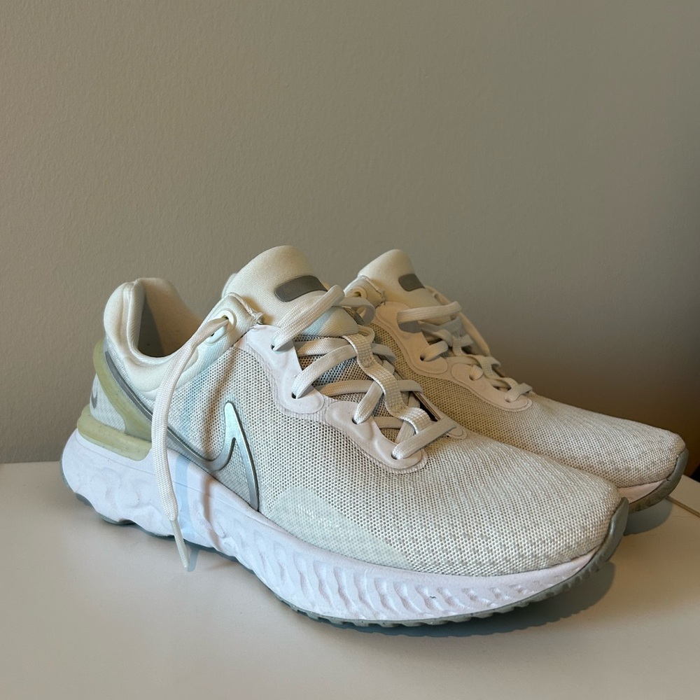 Nike React Miller 3 Running Shoes